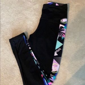 PINK ultimate yoga leggings
